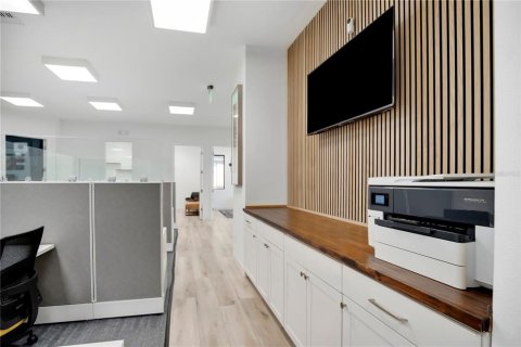 Immobilier commercial à louer à Longwood, Floride: 247.12 m2 № 2436737 - photo 14