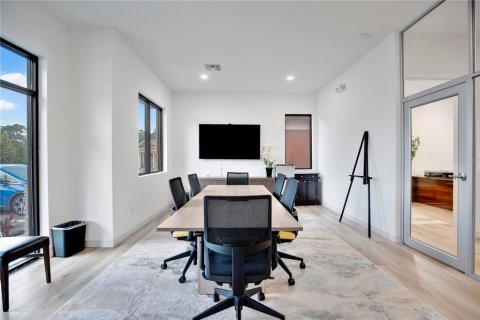 Immobilier commercial à louer à Longwood, Floride: 247.12 m2 № 2436737 - photo 8