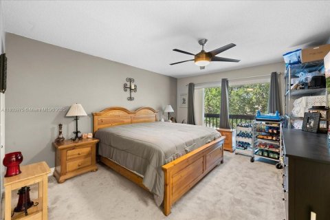 Condo in Pembroke Pines, Florida, 3 bedrooms  № 1862541 - photo 11
