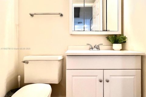 Copropriété à louer à Hallandale Beach, Floride: 1 chambre, 85.93 m2 № 1836729 - photo 29