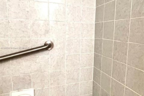 Copropriété à louer à Hallandale Beach, Floride: 1 chambre, 85.93 m2 № 1836729 - photo 26