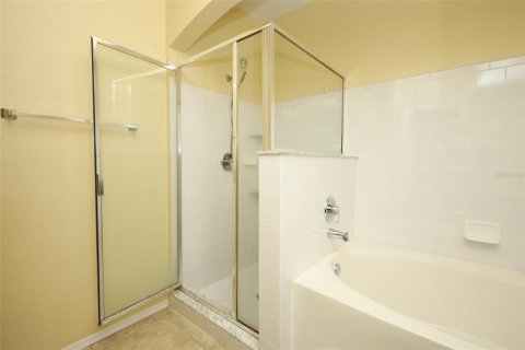 Condo in Lake Mary, Florida, 2 bedrooms  № 2221678 - photo 28