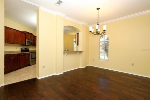 Condo in Lake Mary, Florida, 2 bedrooms  № 2221678 - photo 14