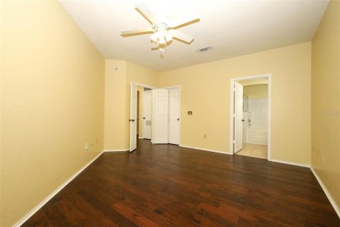 Condo in Lake Mary, Florida, 2 bedrooms  № 2221678 - photo 24
