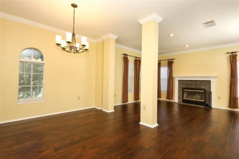 Condo in Lake Mary, Florida, 2 bedrooms  № 2221678 - photo 9