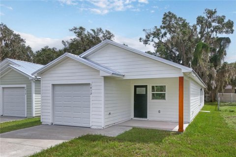Casa en Eustis, Florida 3 dormitorios, 118.54 m2 № 2139591