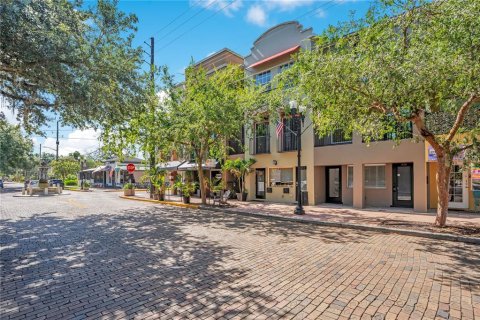 Touwnhouse à vendre à Orlando, Floride: 3 chambres, 165.83 m2 № 2230459 - photo 5