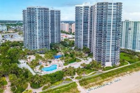 Condo in Fort Lauderdale, Florida, 2 bedrooms  № 2089606 - photo 13