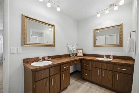 Villa ou maison à vendre à Ocala, Floride: 3 chambres, 173.36 m2 № 2299531 - photo 21
