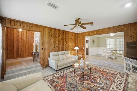 Villa ou maison à vendre à Ocala, Floride: 3 chambres, 173.36 m2 № 2299531 - photo 9