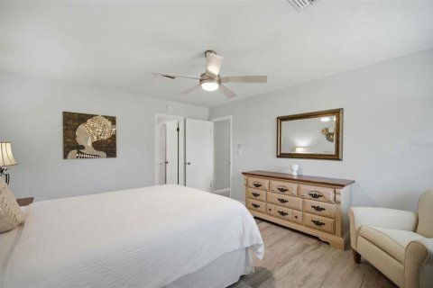 Villa ou maison à vendre à Ocala, Floride: 3 chambres, 173.36 m2 № 2299531 - photo 18