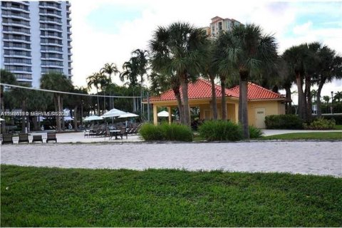 Condominio en venta en Aventura, Florida, 2 dormitorios, 120.96 m2 № 1994361 - foto 29