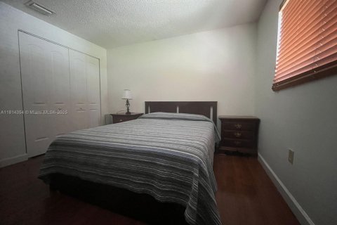 Condo in Miami, Florida, 2 bedrooms  № 2079830 - photo 7