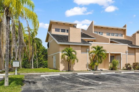 Condominio en venta en Coral Springs, Florida, 2 dormitorios, 112.69 m2 № 1801093 - foto 27