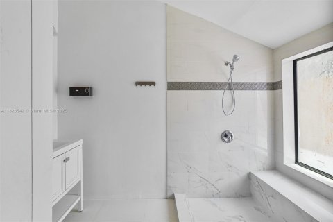 Condominio en venta en Coral Springs, Florida, 2 dormitorios, 112.69 m2 № 1801093 - foto 18