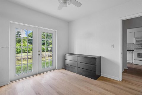 Condominio en venta en Coral Springs, Florida, 2 dormitorios, 112.69 m2 № 1801093 - foto 10