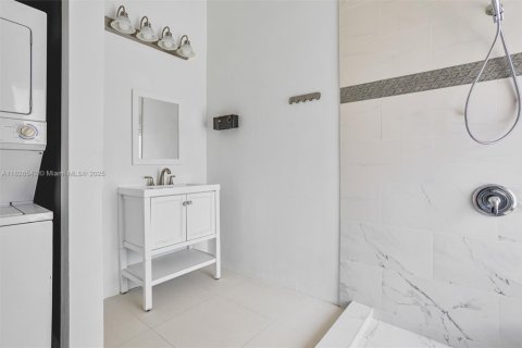 Condominio en venta en Coral Springs, Florida, 2 dormitorios, 112.69 m2 № 1801093 - foto 19