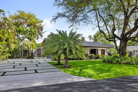 Casa en venta en Palmetto Bay, Florida, 4 dormitorios, 269.6 m2 № 2044885 - foto 3