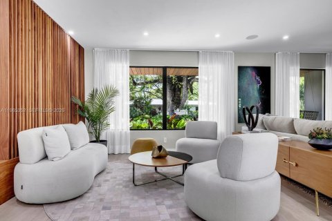 Casa en venta en Palmetto Bay, Florida, 4 dormitorios, 269.6 m2 № 2044885 - foto 5