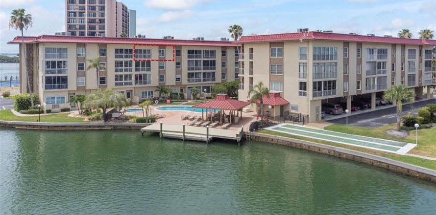 Condo à Clearwater, Floride, 2 chambres № 1579022