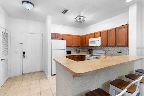 Купить кондоминиум в Киссимми, Флорида 7 комнат, 117.89м2, № 1905472 - фото 6