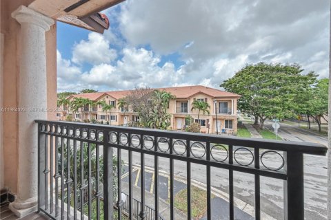 Купить таунхаус в Майами, Флорида 4 спальни, 155.33м2, № 2048279 - фото 22