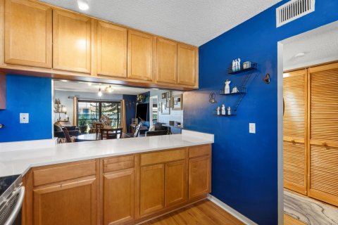 Condo in Stuart, Florida, 3 bedrooms  № 2078749 - photo 7