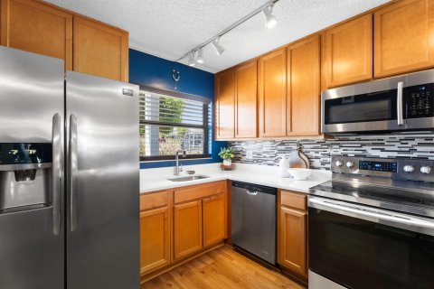 Condo in Stuart, Florida, 3 bedrooms  № 2078749 - photo 6