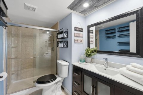 Condo in Stuart, Florida, 3 bedrooms  № 2078749 - photo 16