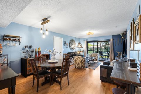 Condo in Stuart, Florida, 3 bedrooms  № 2078749 - photo 8