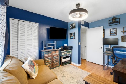 Condo in Stuart, Florida, 3 bedrooms  № 2078749 - photo 12