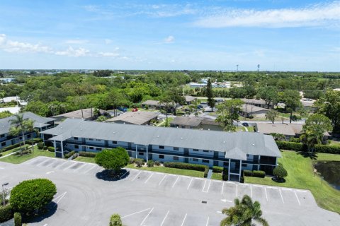Condo in Stuart, Florida, 3 bedrooms  № 2078749 - photo 27