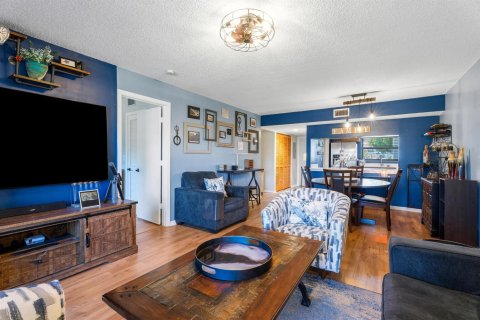 Condo in Stuart, Florida, 3 bedrooms  № 2078749 - photo 2