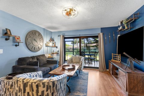 Condo in Stuart, Florida, 3 bedrooms  № 2078749 - photo 4