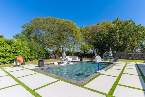 Купить виллу или дом в Майами, Флорида 4 спальни, 163.23м2, № 2068493 - фото 25