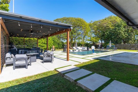 Купить виллу или дом в Майами, Флорида 4 спальни, 163.23м2, № 2068493 - фото 29