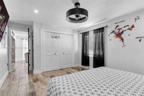 Купить виллу или дом в Майами, Флорида 4 спальни, 163.23м2, № 2068493 - фото 24