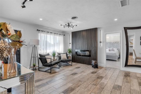 Купить виллу или дом в Майами, Флорида 4 спальни, 163.23м2, № 2068493 - фото 7