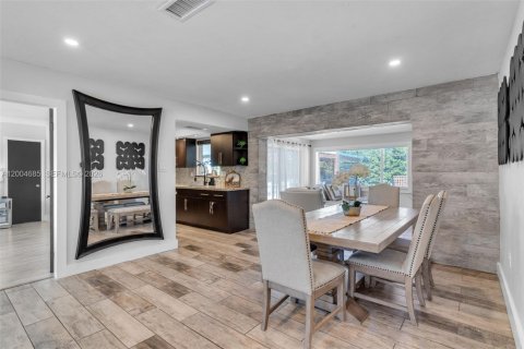 Купить виллу или дом в Майами, Флорида 4 спальни, 163.23м2, № 2068493 - фото 6