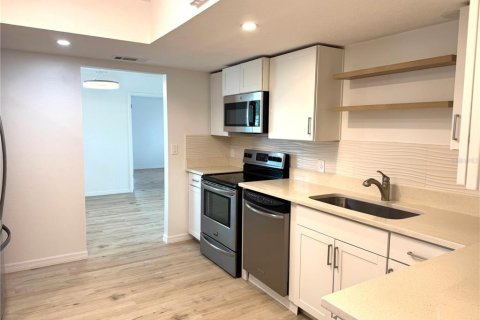 Casa en alquiler en Venice, Florida, 2 dormitorios, 101.26 m2 № 1835994 - foto 4