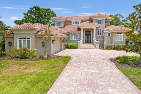 Casa en venta en Saint Petersburg, Florida, 5 dormitorios, 405.7 m2 № 2203974 - foto 2