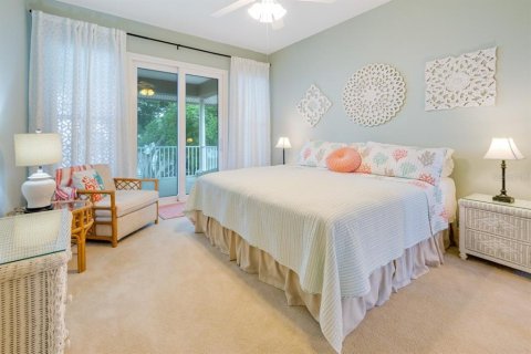 Casa en venta en Saint Petersburg, Florida, 5 dormitorios, 405.7 m2 № 2203974 - foto 18