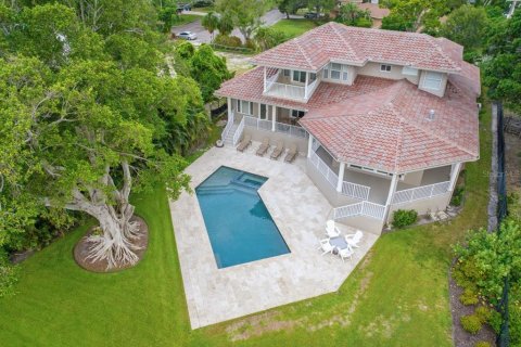 Casa en venta en Saint Petersburg, Florida, 5 dormitorios, 405.7 m2 № 2203974 - foto 4
