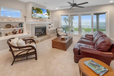 Casa en venta en Saint Petersburg, Florida, 5 dormitorios, 405.7 m2 № 2203974 - foto 6