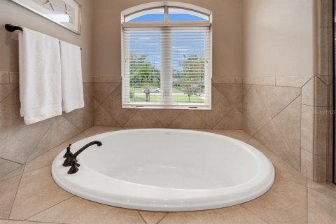 Casa en venta en Saint Petersburg, Florida, 5 dormitorios, 405.7 m2 № 2203974 - foto 14