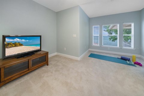 Casa en venta en Saint Petersburg, Florida, 5 dormitorios, 405.7 m2 № 2203974 - foto 25