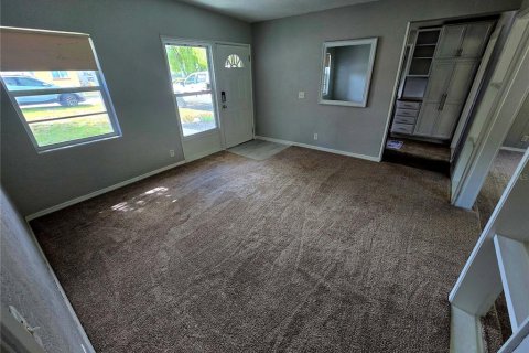 House in Daytona Beach, Florida 3 bedrooms, 123.19 sq.m. № 2388151 - photo 23