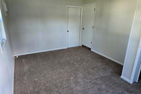 House in Daytona Beach, Florida 3 bedrooms, 123.19 sq.m. № 2388151 - photo 11
