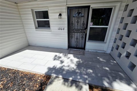 House in Daytona Beach, Florida 3 bedrooms, 123.19 sq.m. № 2388151 - photo 30