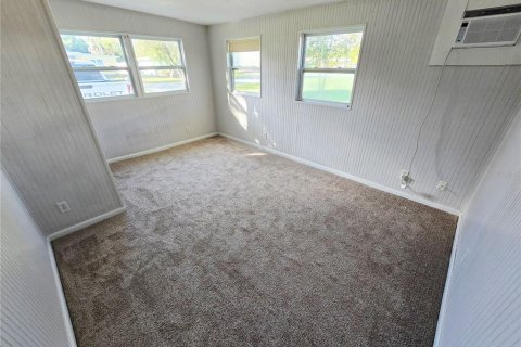 House in Daytona Beach, Florida 3 bedrooms, 123.19 sq.m. № 2388151 - photo 10